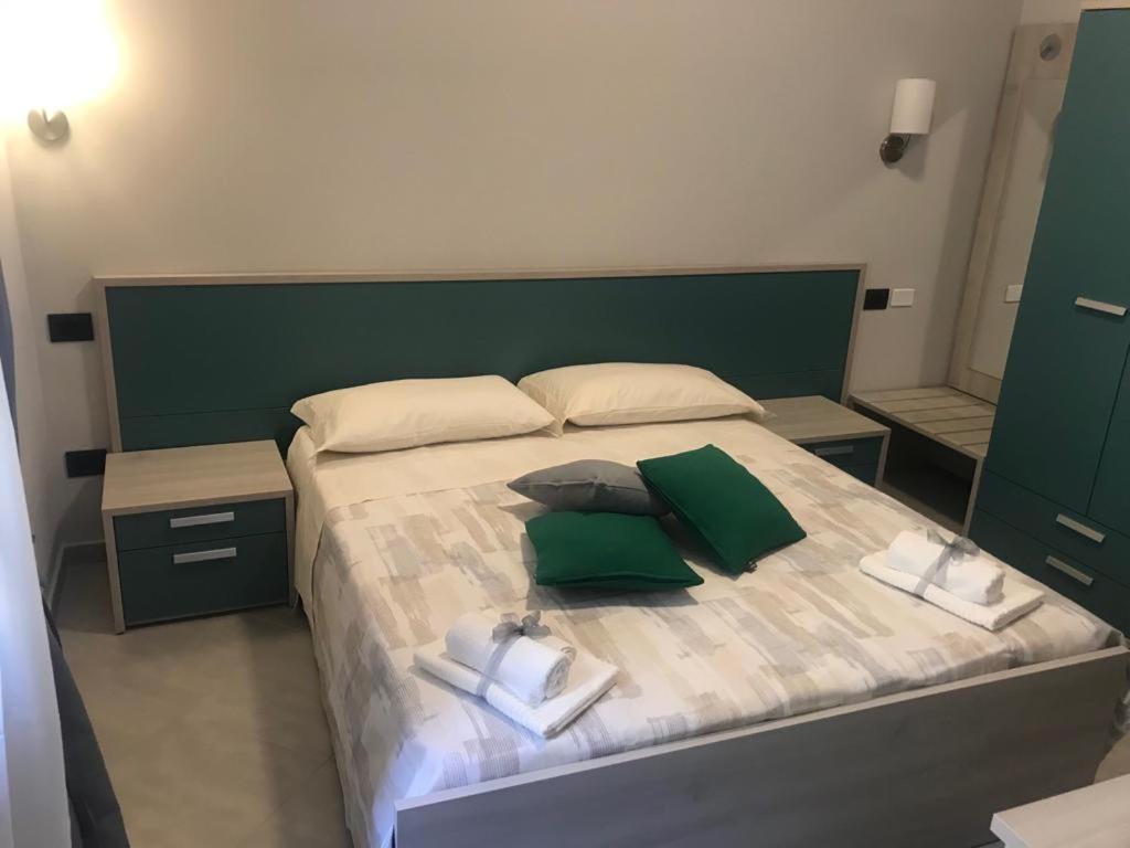 Affittacamere Borgata Marina Roseto Capo Spulico Exteriör bild