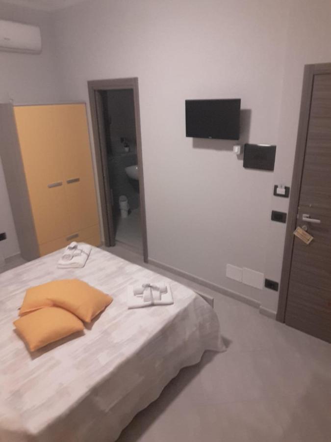 Affittacamere Borgata Marina Roseto Capo Spulico Exteriör bild