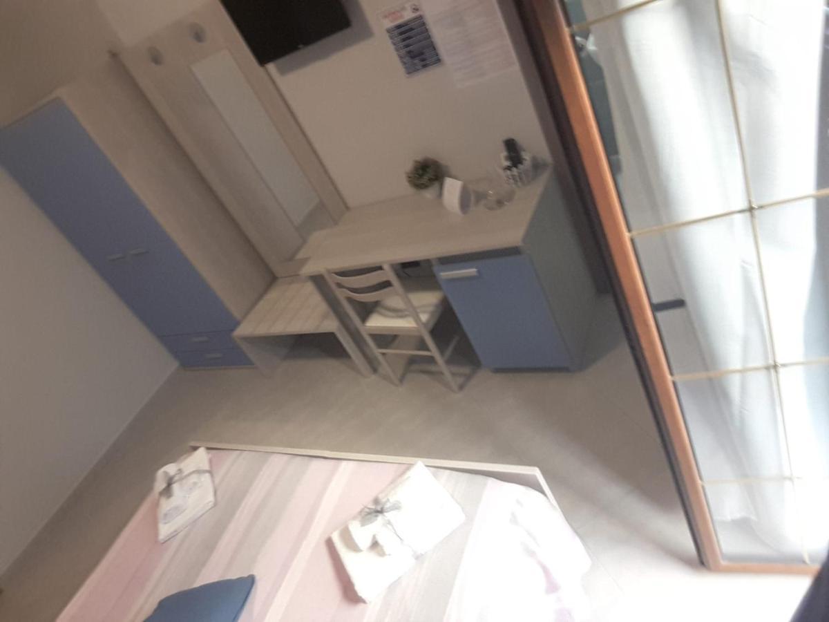 Affittacamere Borgata Marina Roseto Capo Spulico Exteriör bild